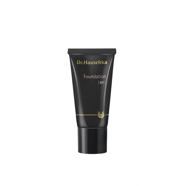 Dr. Hauschka Foundation 01 - Macadamia 1 fl oz